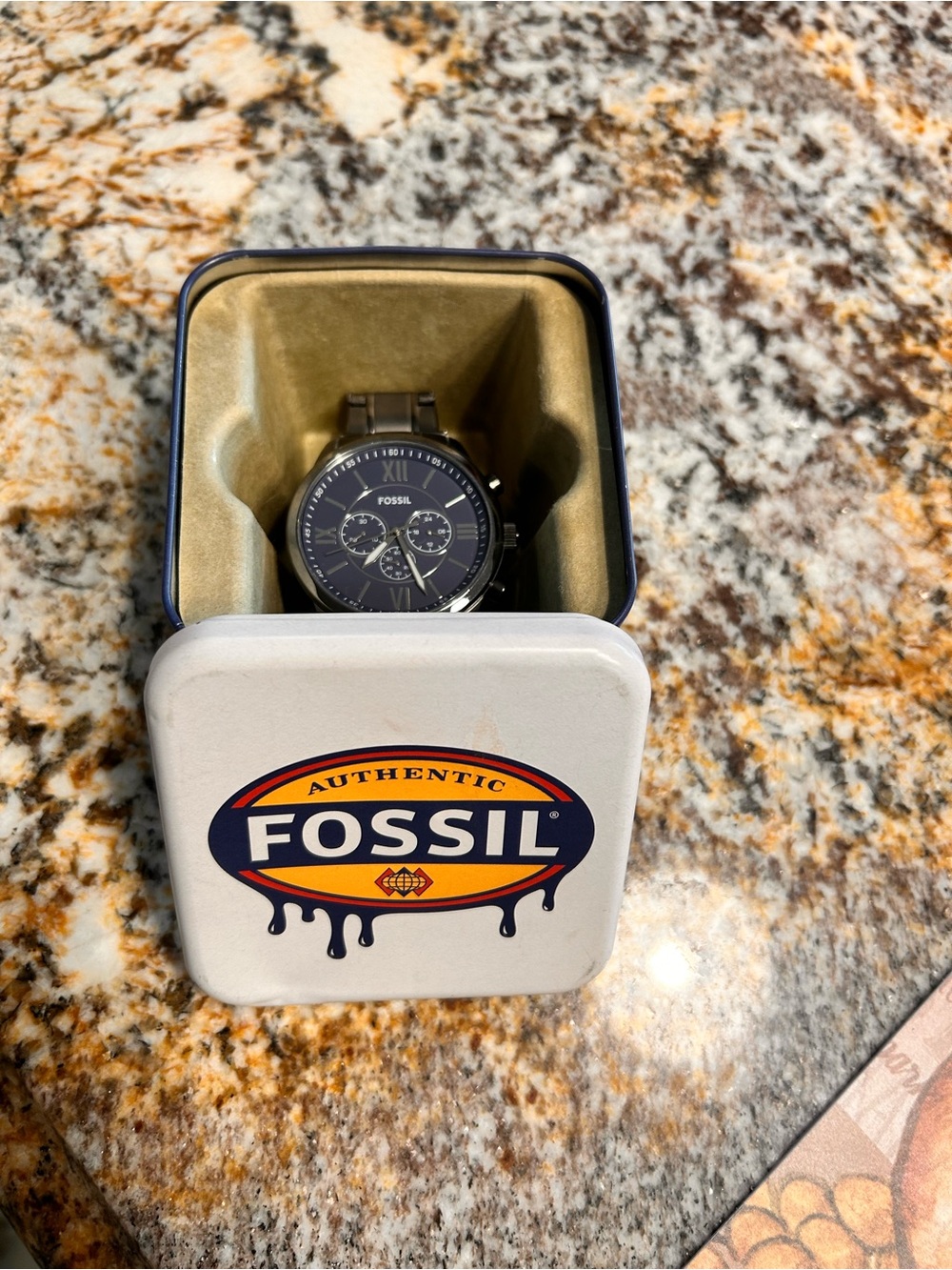 Fossil Men's Black and Silver Chronograph Bracelet Watch